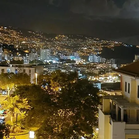 Bright Studio Funchal (Madeira)