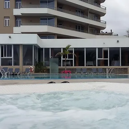 Bright דירה פונשל