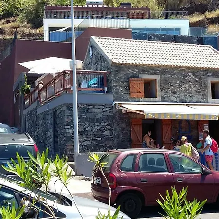 Bright Studio Apartment Funchal (Madeira)