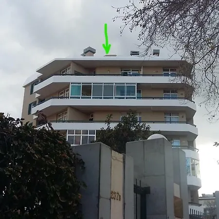 Bright Studio Apartment