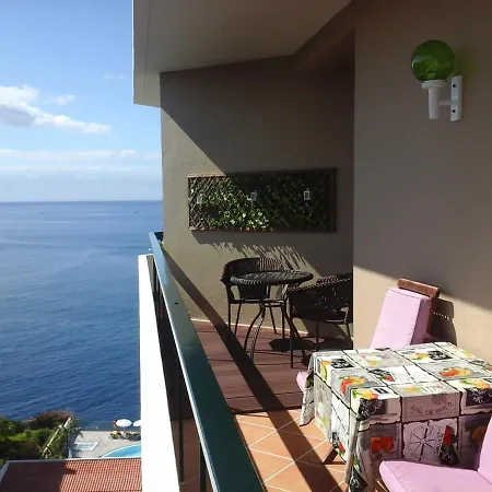 Apartment Bright Studio Funchal (Madeira)