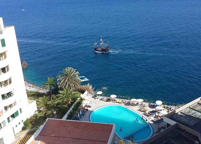 Bright Apartamento Funchal (Madeira)