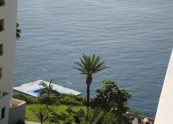Bright Apartamento Funchal (Madeira)
